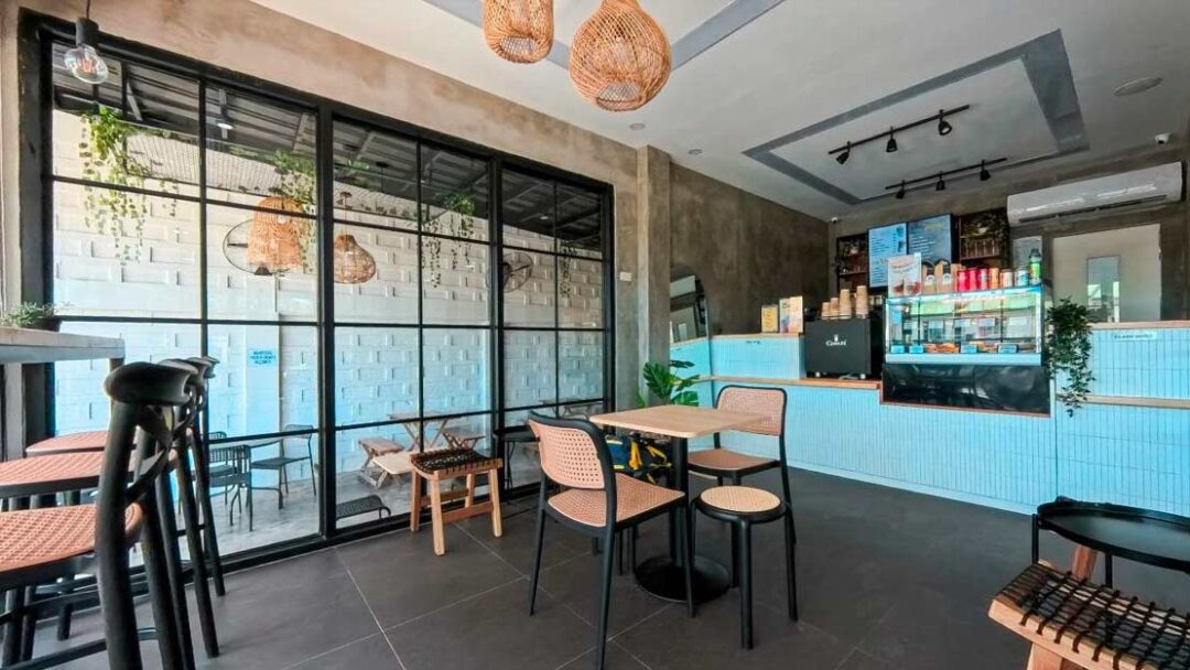 Anaya Privado in Bi&ntilde;an Laguna