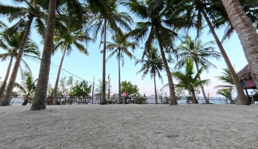 Lezarean Beach Resort in Pitogo Quezon