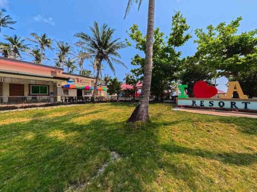 Premium Rooms in AC Calayan