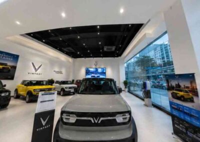 VF3 Showroom Manila with Car Spin